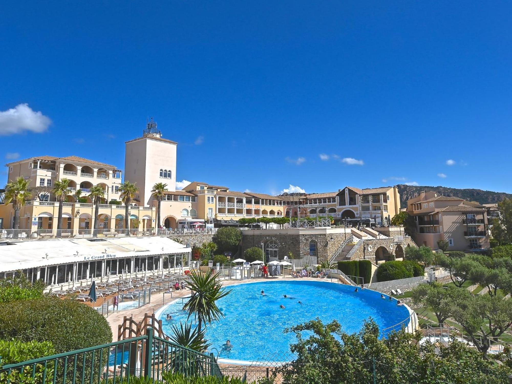 Apartment Village Cap Esterel - Le Village-76 By Interhome Saint-Raphaël Екстериор снимка